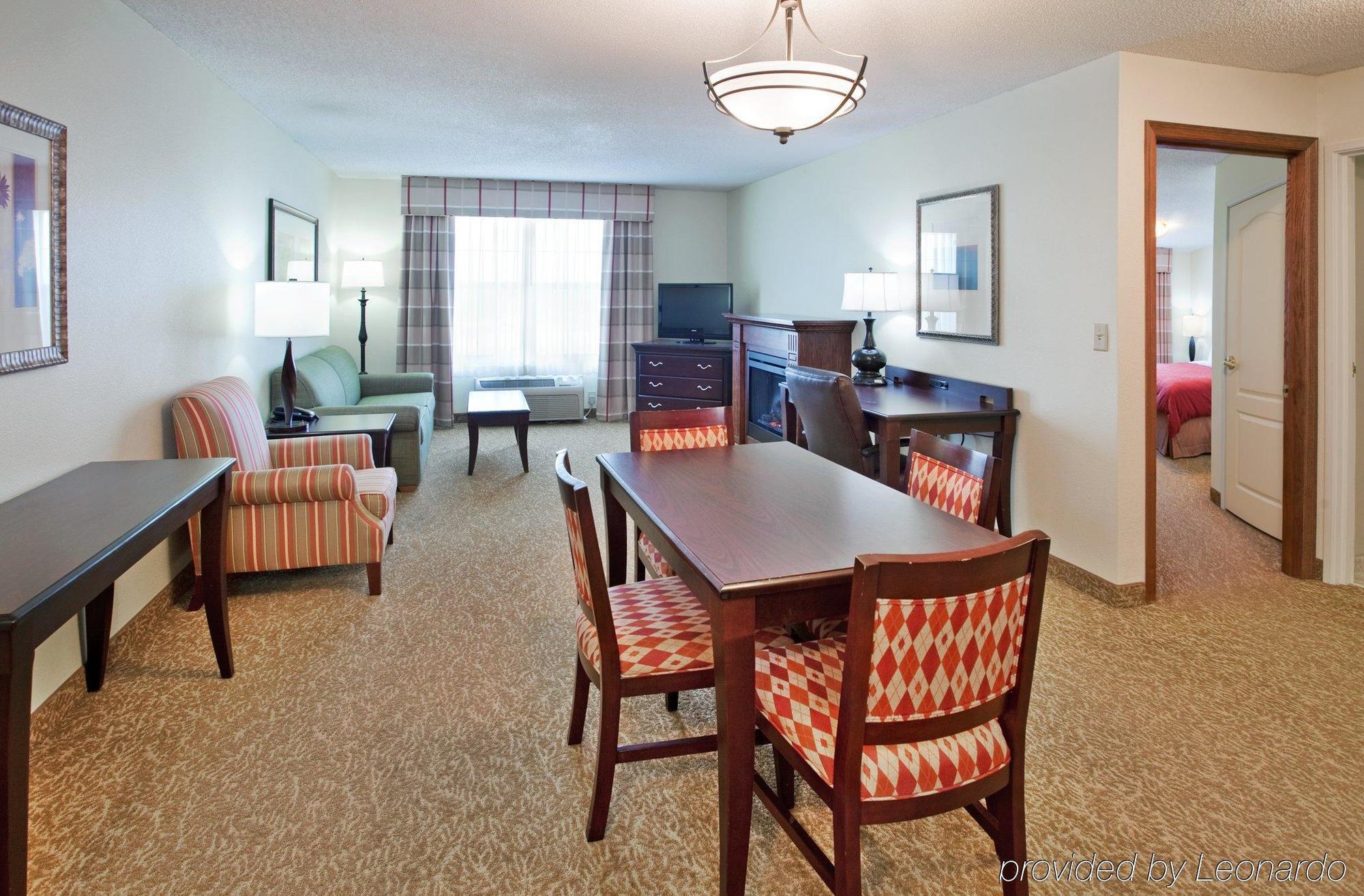 Country Inn & Suites By Radisson, Kansas City At Village West, Ks 보너 스프링 객실 사진
