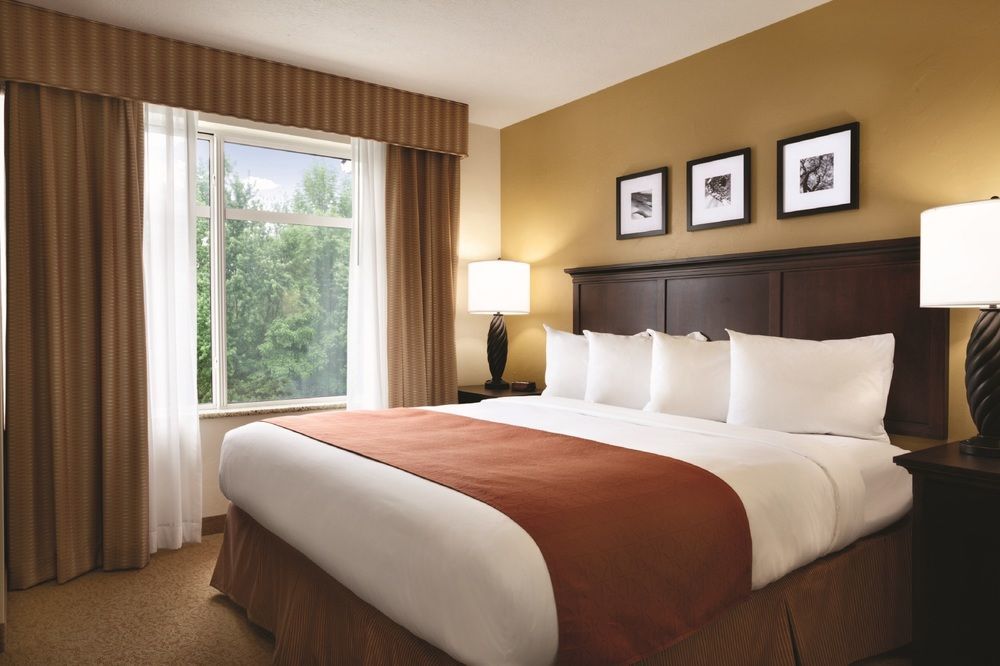 Country Inn & Suites By Radisson, Kansas City At Village West, Ks 보너 스프링 외부 사진