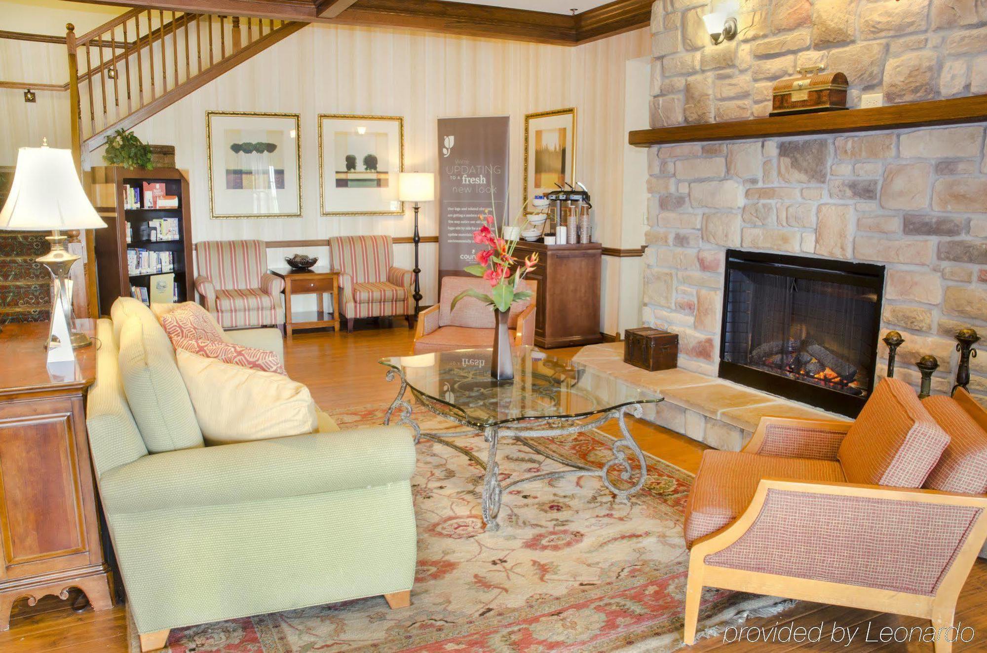 Country Inn & Suites By Radisson, Kansas City At Village West, Ks 보너 스프링 외부 사진